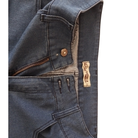 Victoria Blue Straight-Leg Jeans | Size 44 | Trendy Fit - Picture 4 of 4